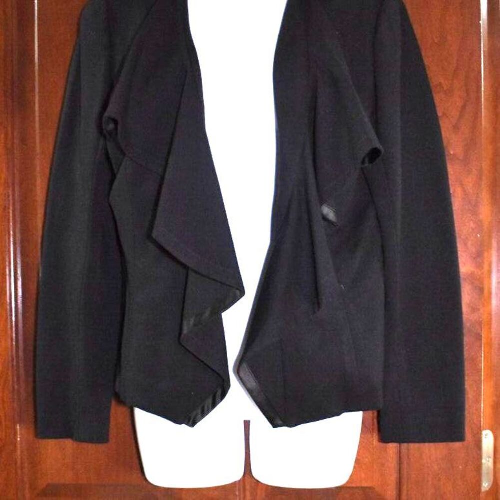 Vintage Cache Black Open Front Blazer Women’s 8 Ruffled Dressy Suit Jacket - Picture 12 of 15